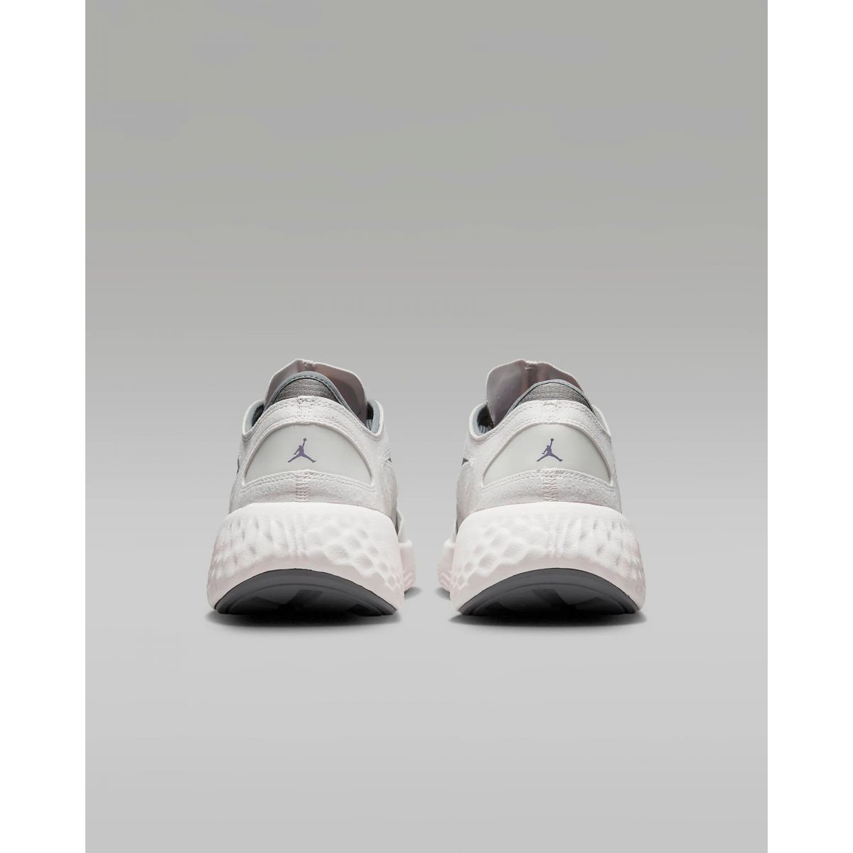 Кроссовки NIKE JORDAN DELTA 3 LOW Кроссовки NIKE JORDAN DELTA 3 LOW